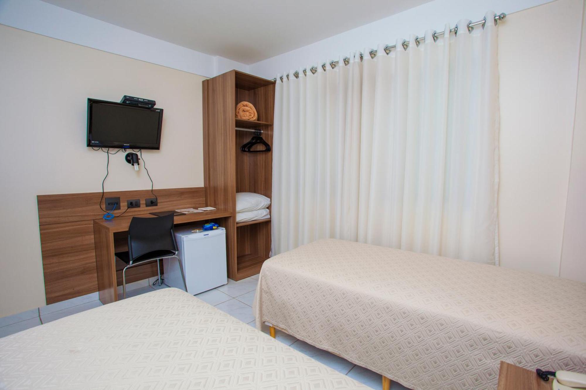 Estoril Hotel Marília Quarto foto